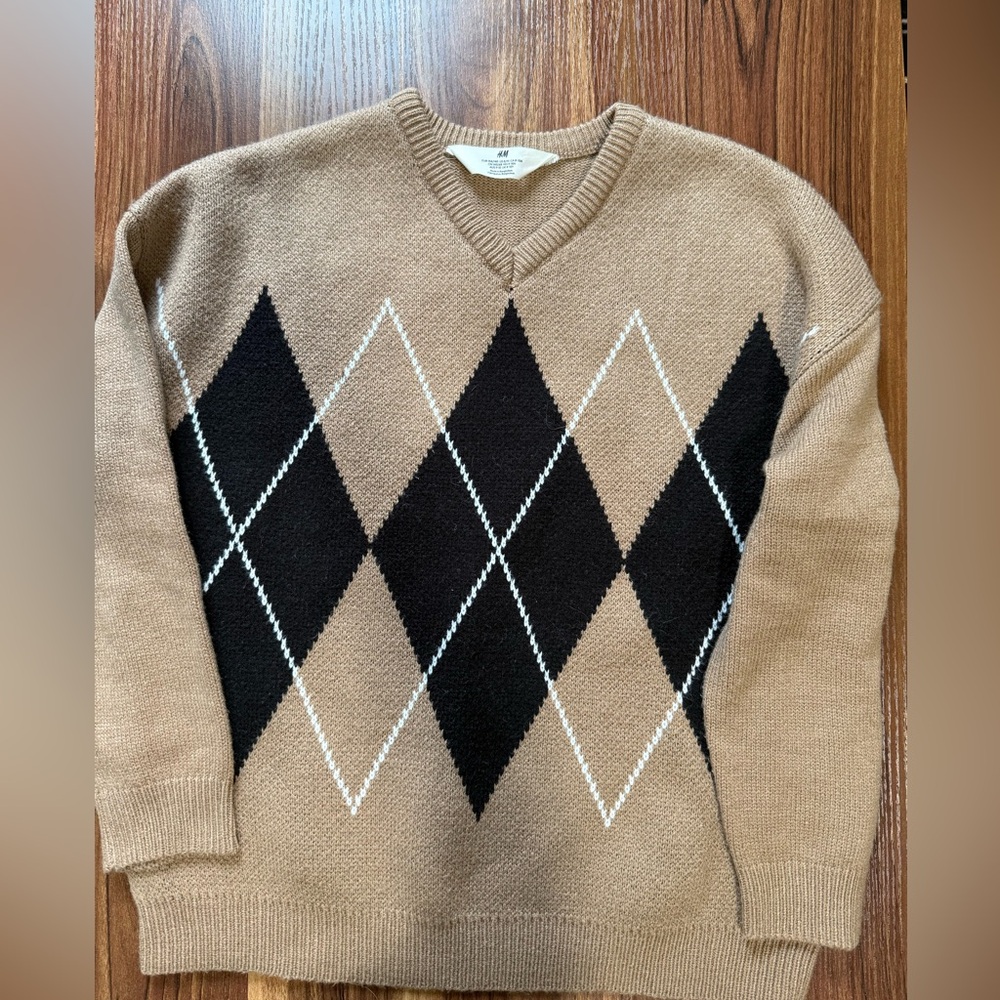 H&M V-Neck Argyle Sweater - Tan and Black